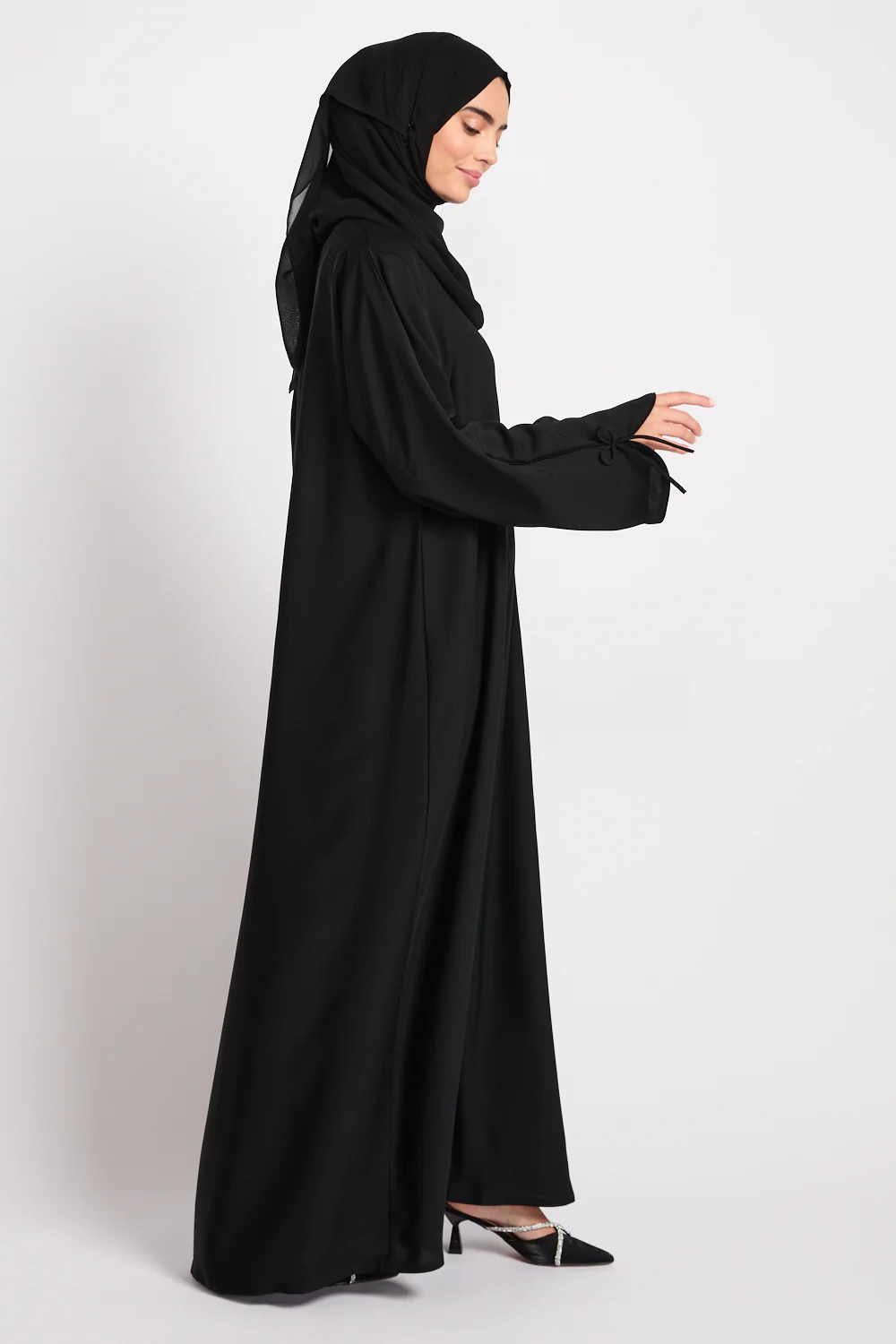 Premium Signature Bow Cuff Open Abaya - Black - Image 6