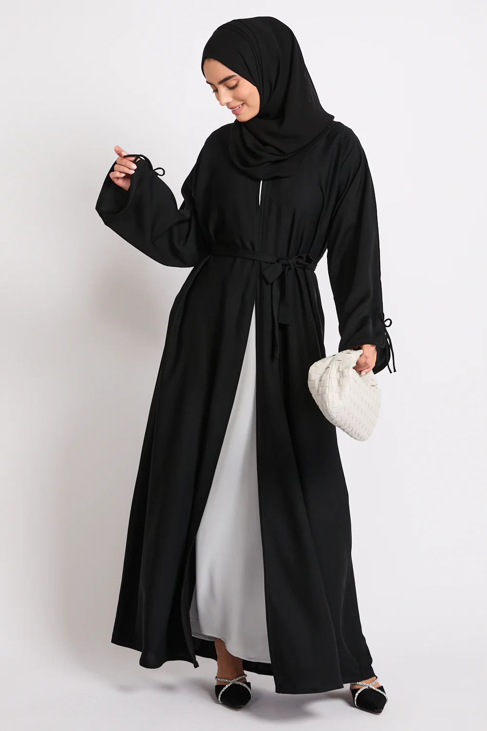 Premium Signature Bow Cuff Open Abaya - Black - Image 7