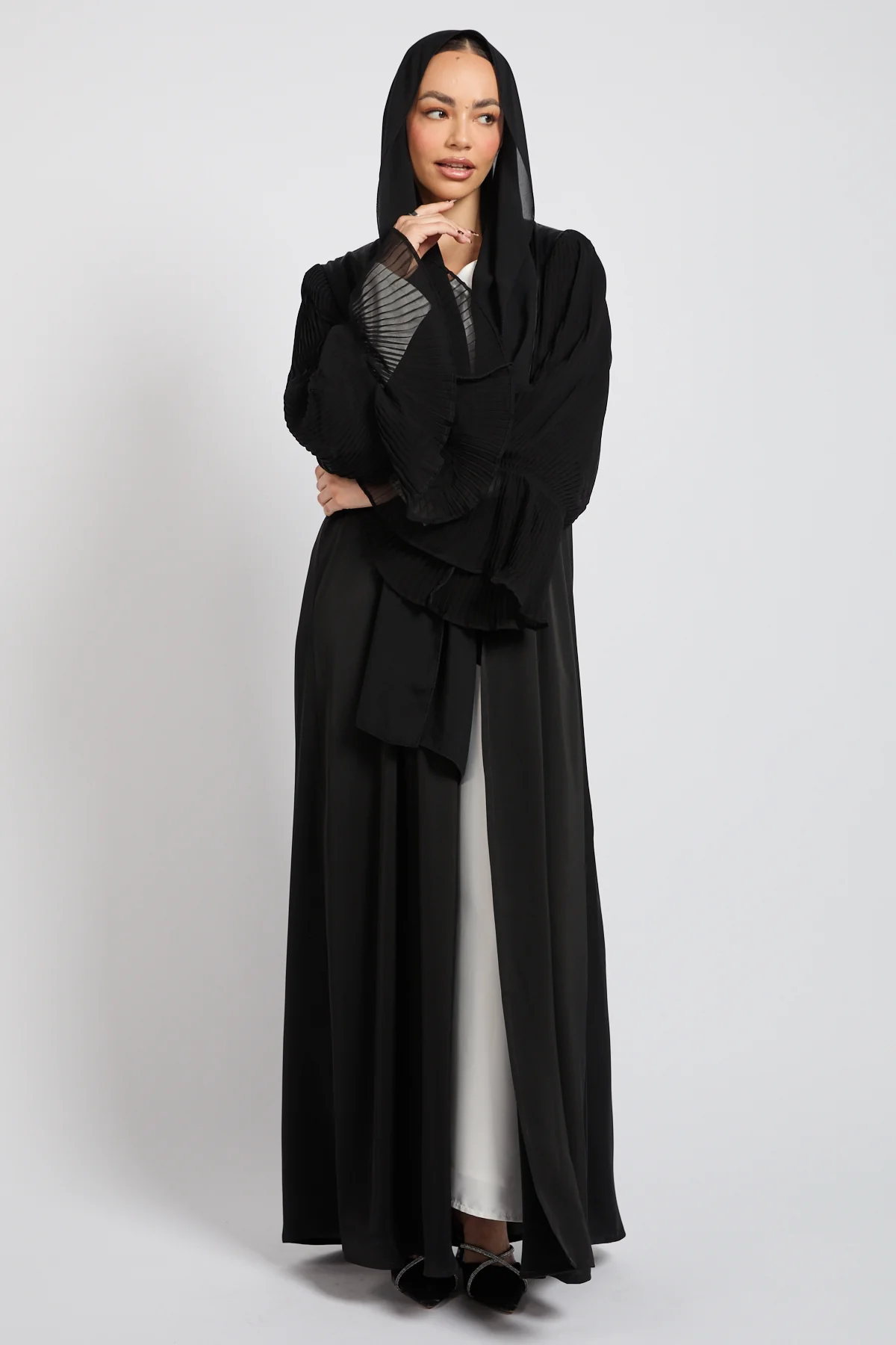 Premium Signature Pleated Bell Sleeve Open Abaya – Black - Image 7