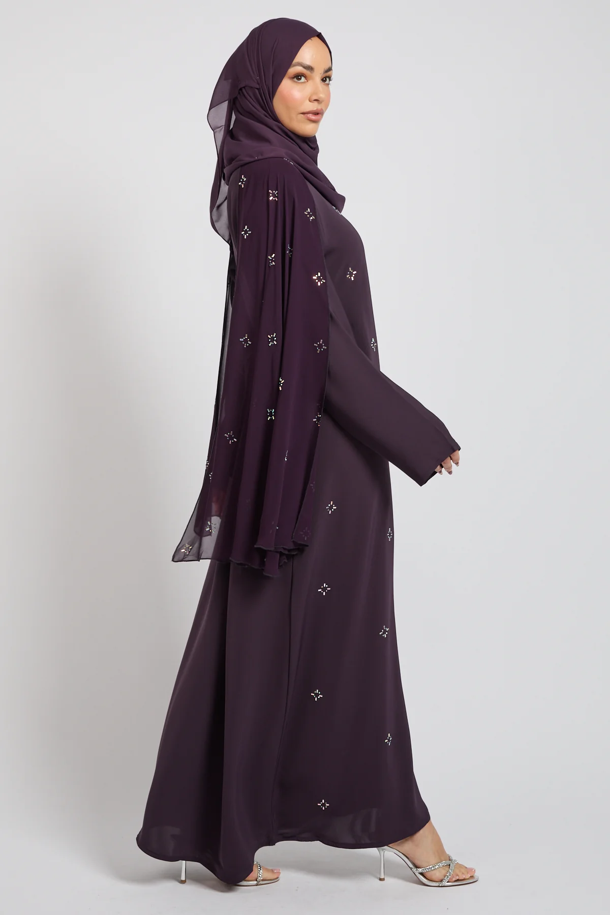 Premium Stardust Cape Sleeve Closed Abaya – Midnight Plum - PRE ORDER - Image 5
