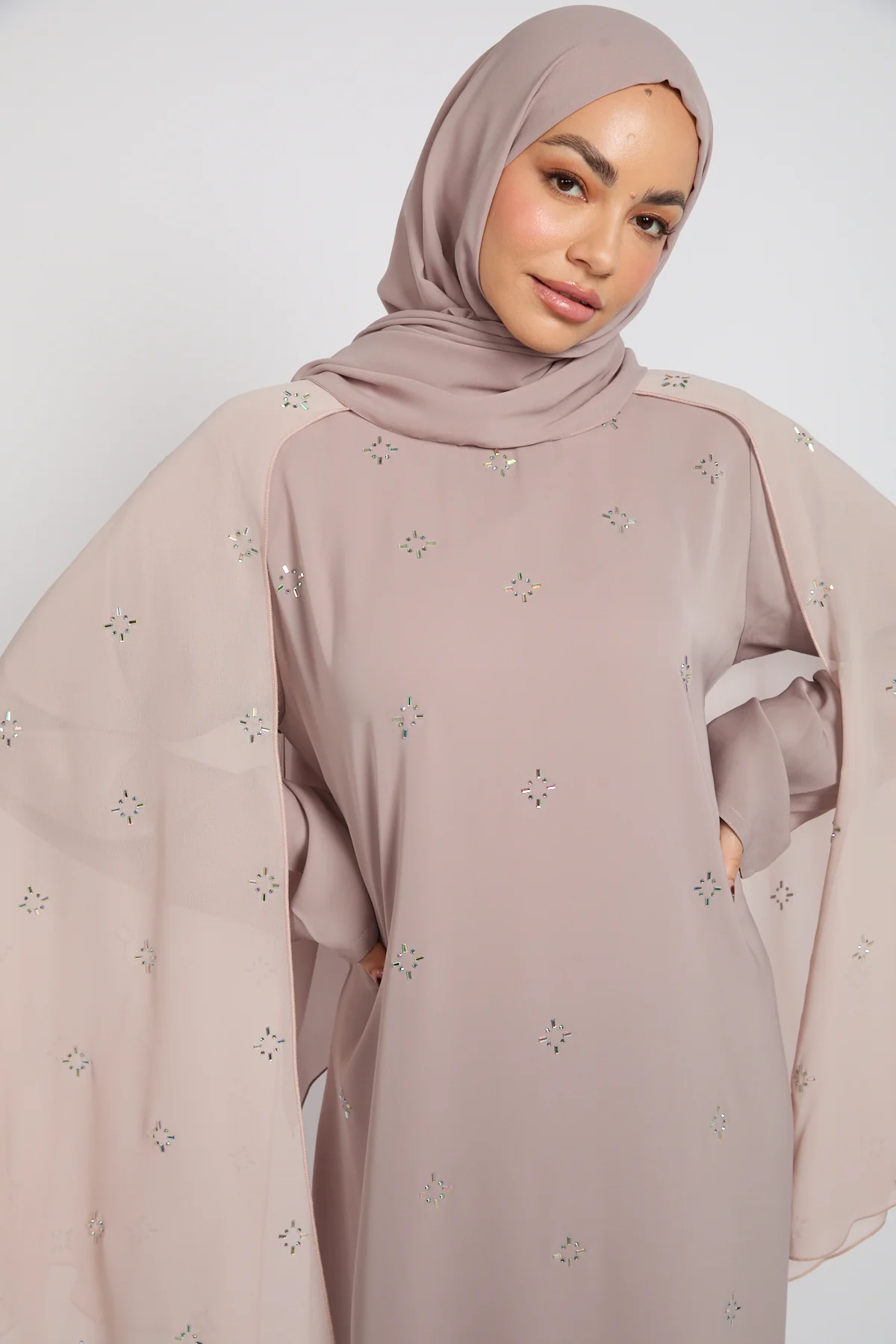Premium Stardust Cape Sleeve Closed Abaya – Misty Mink - PRE ORDER - Image 2