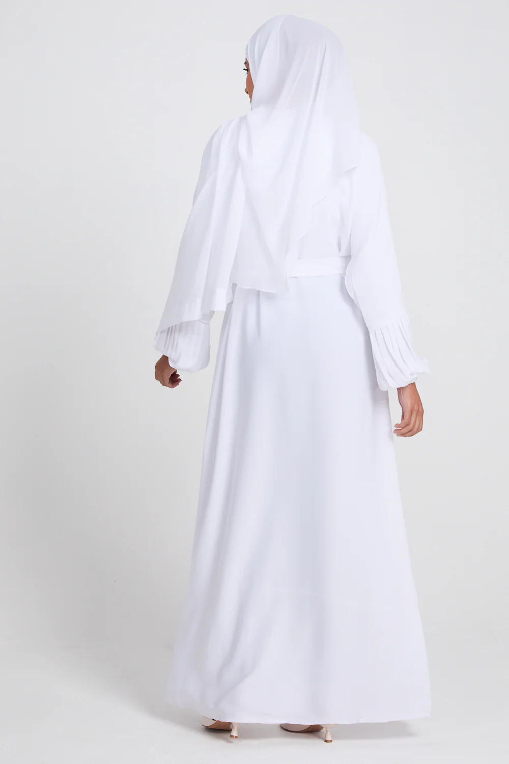 Premium Textured Closed Abaya with Pleated Cuffs WITH LINING - White - Image 8