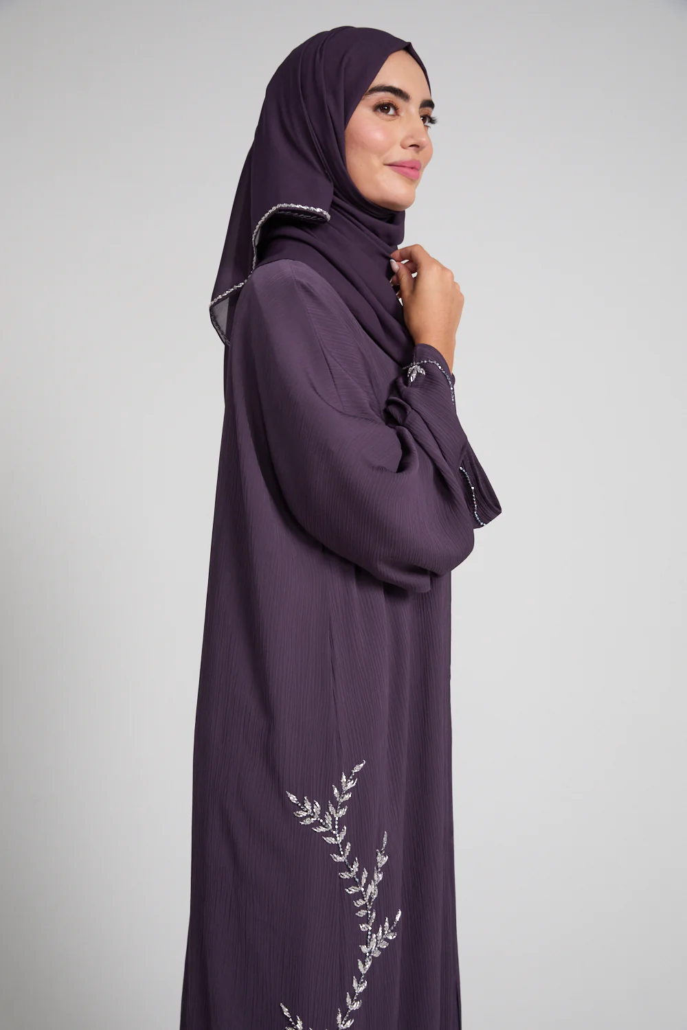 Premium Textured Floral Cascading Embellished Open Abaya - Midnight Mulberry - Image 2