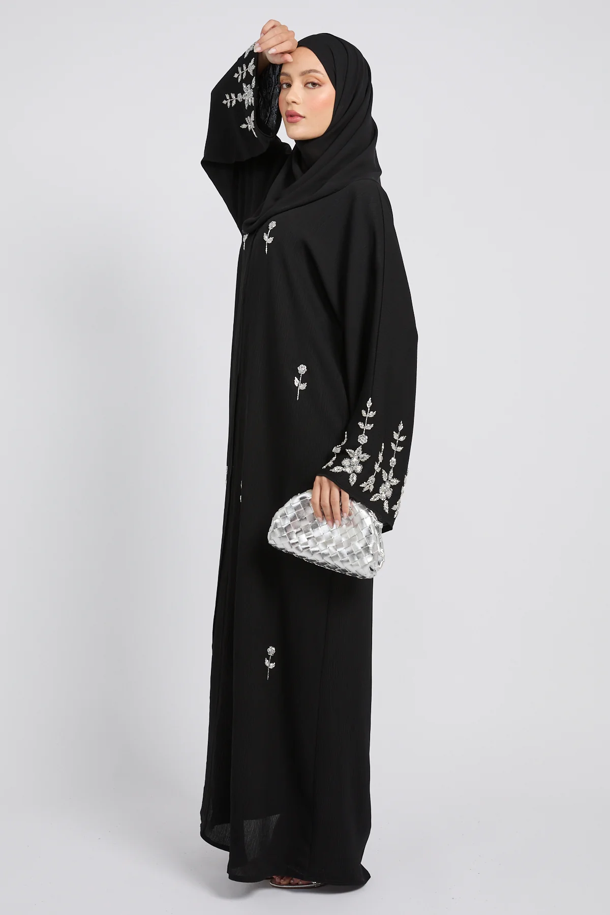 Premium Textured Moonlit Bloom Embellished Open Abaya – Black - Image 4