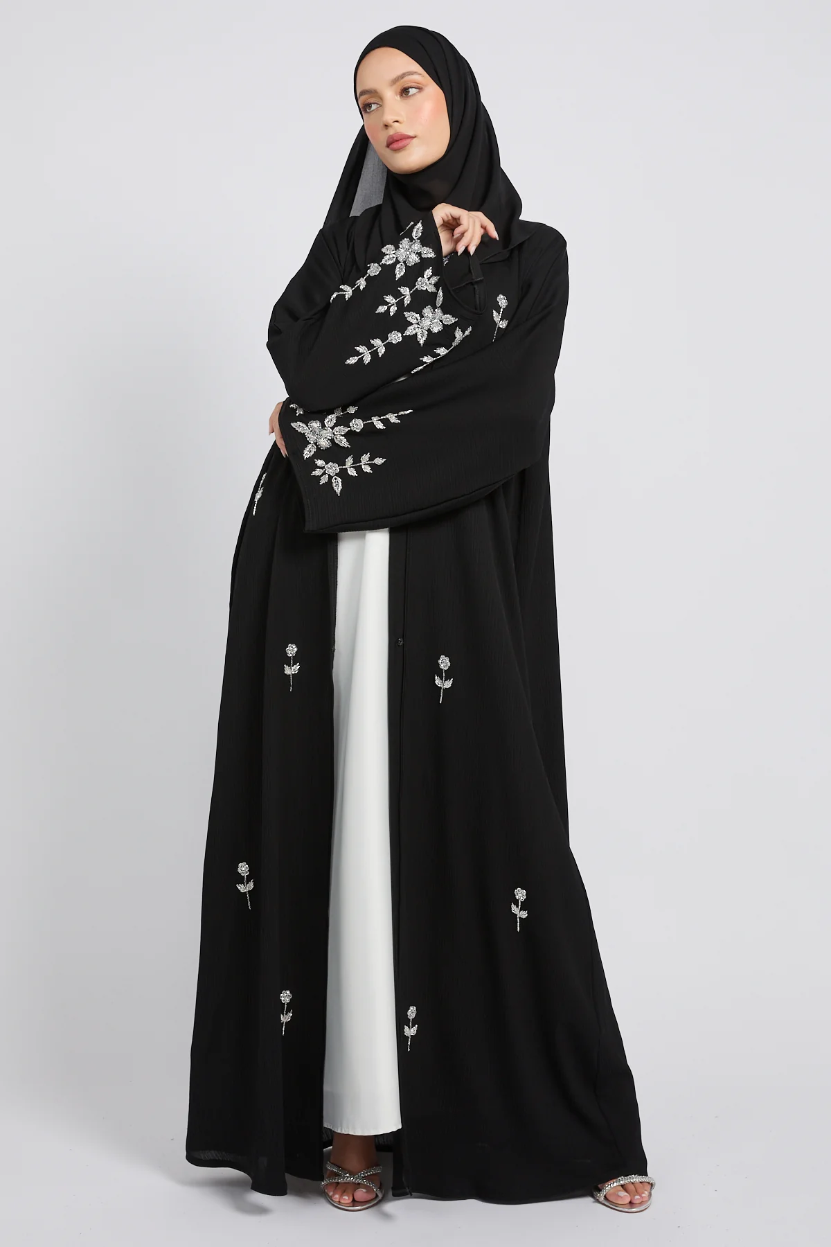 Premium Textured Moonlit Bloom Embellished Open Abaya – Black - Image 5