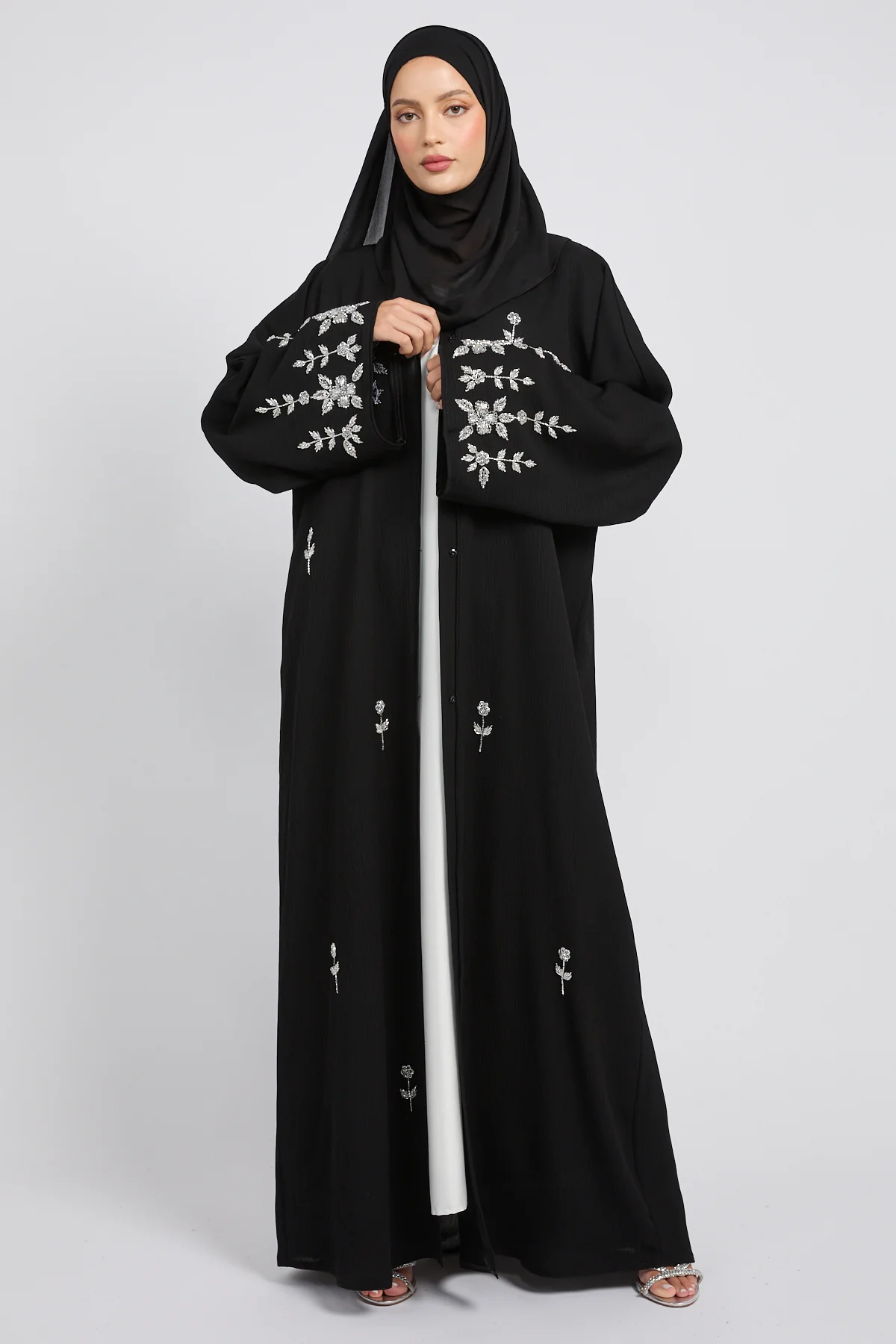 Premium Textured Moonlit Bloom Embellished Open Abaya – Black - Image 9