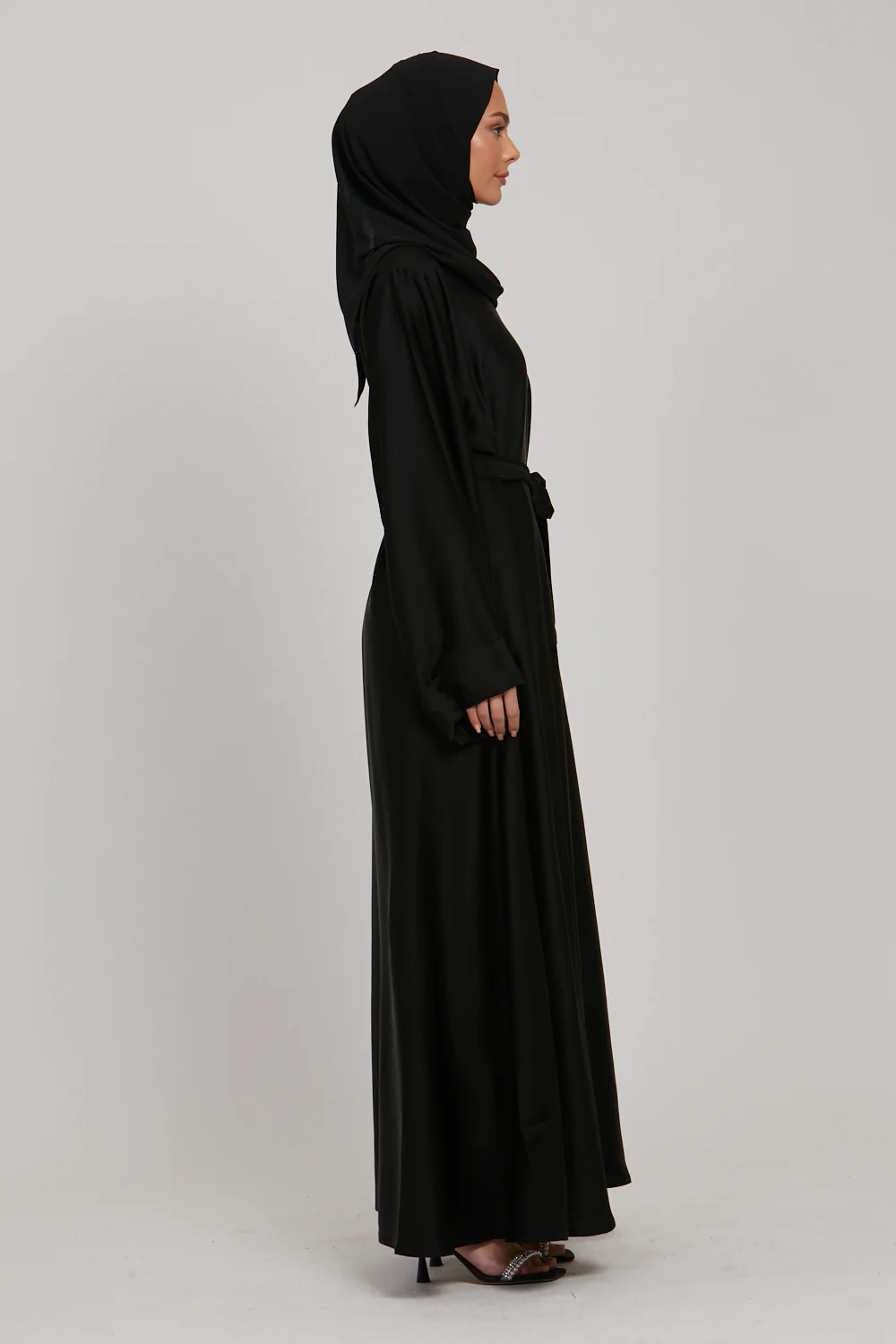 Premium Timeless Umbrella Cut Closed Abaya with Folded Cuffs - Black - Image 7