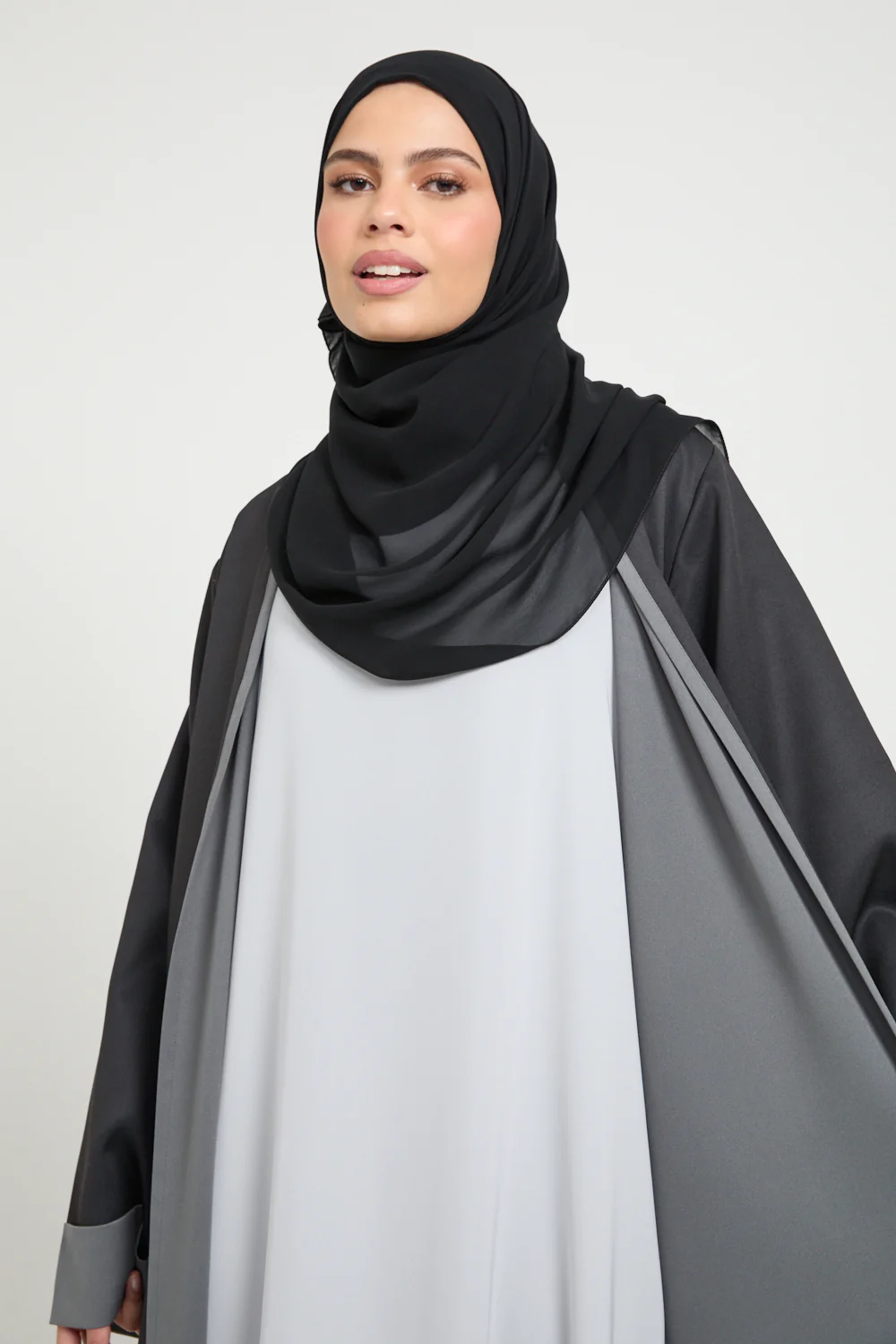 Premium Two Tone Open Abaya - Black and Grey - Image 5