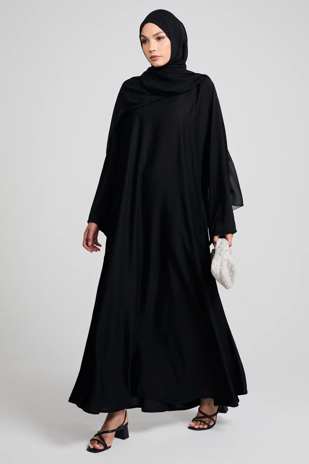 Premium Umbrella Cut Closed Abaya - Black - Image 4