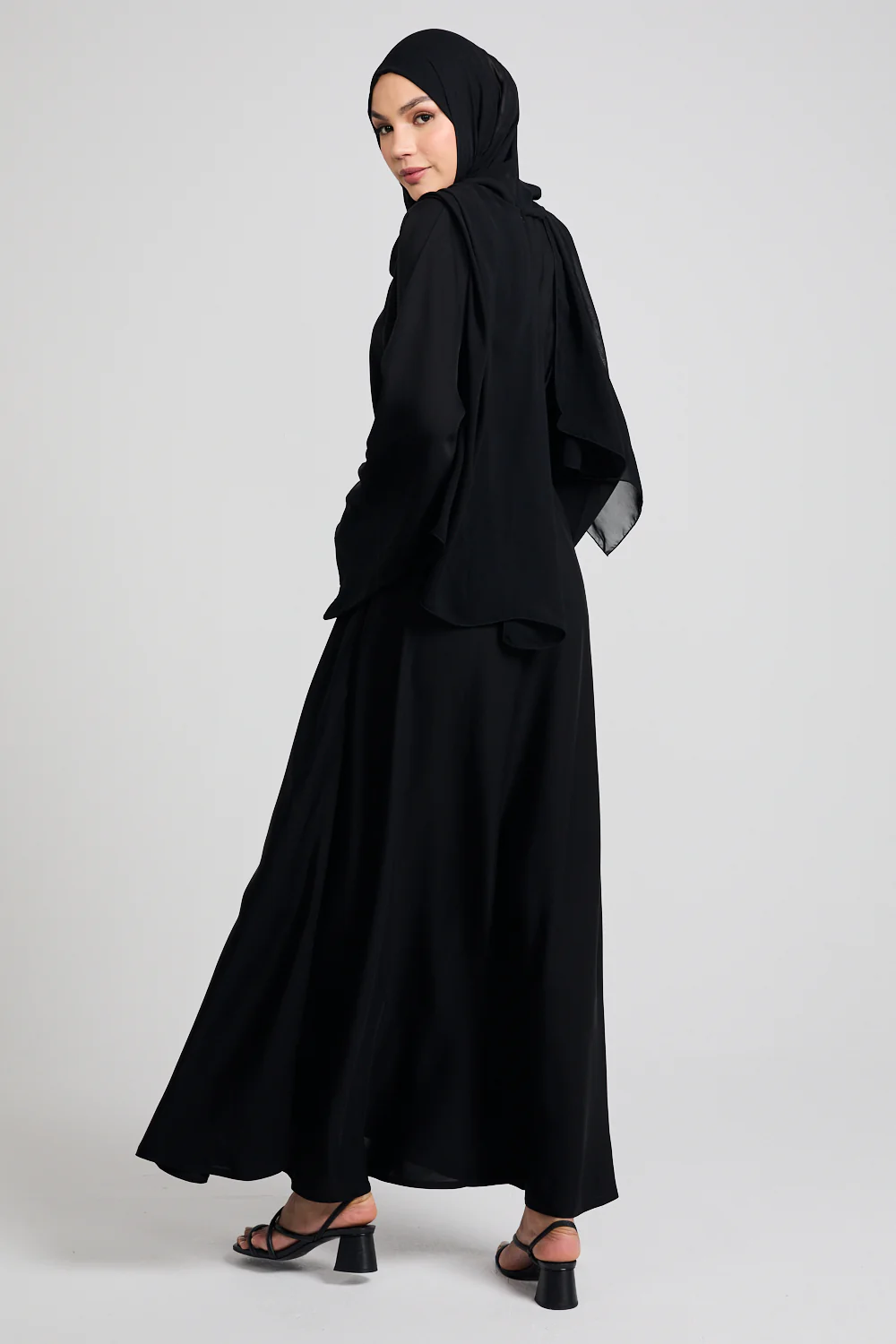 Premium Umbrella Cut Closed Abaya - Black - Image 6