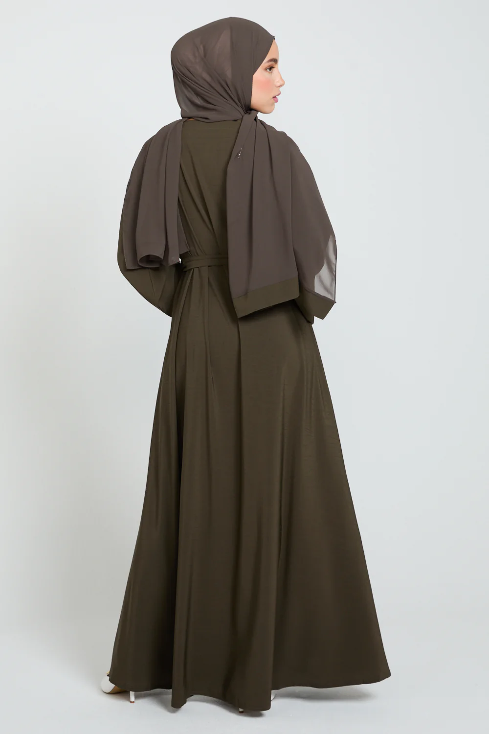 Premium Umbrella Cut Textured Closed Abaya - Khaki Noir - Image 10