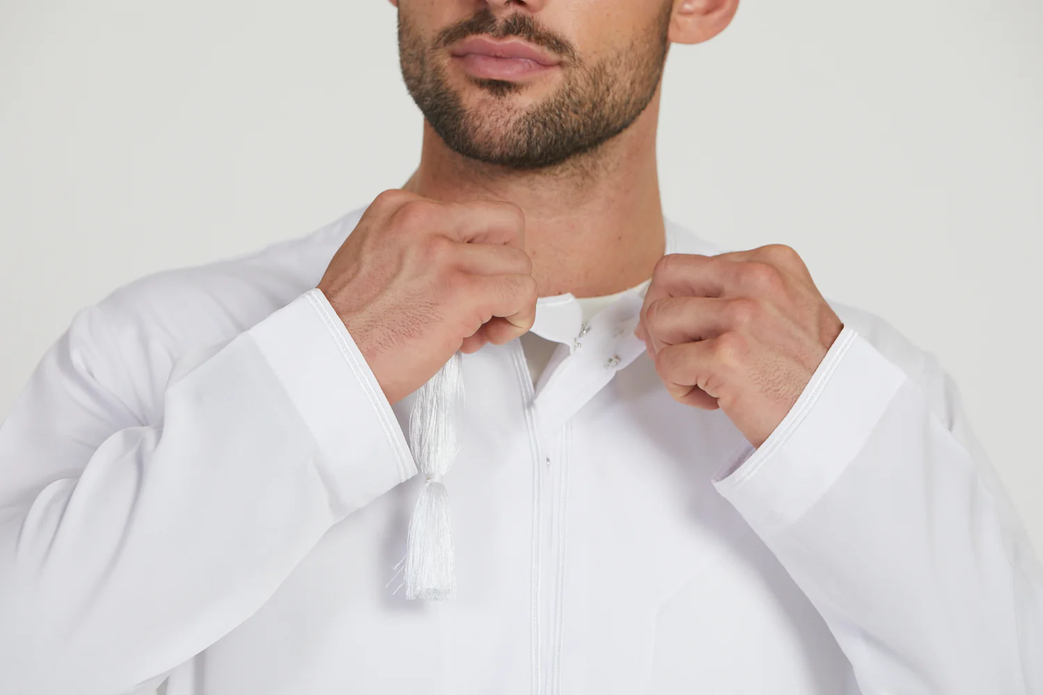 Royal Omani Thobe - White - Image 10