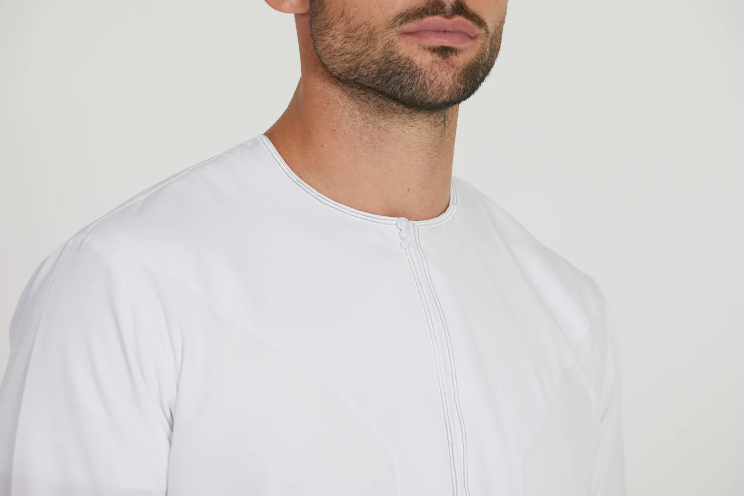 Royal Omani Thobe - White - Image 9