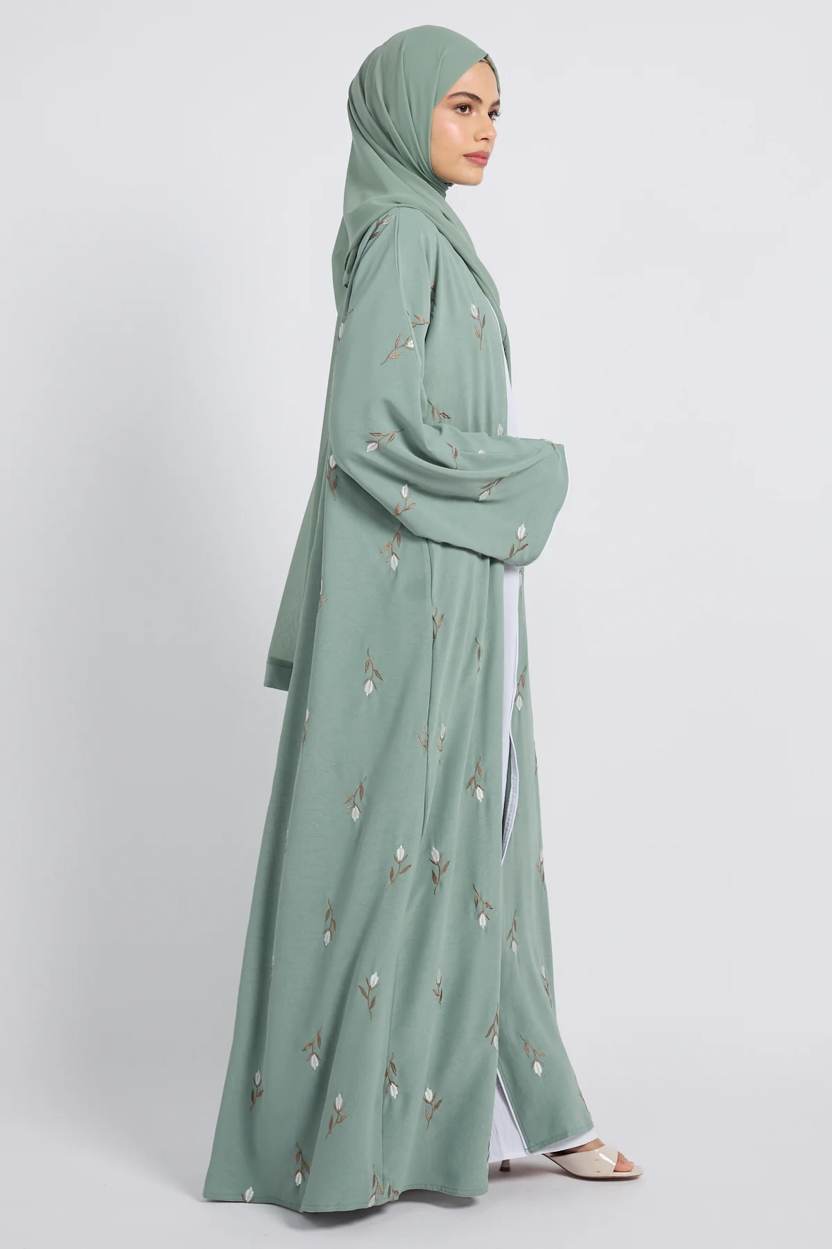 Sage Bloom Four Piece Abaya Set - Image 9