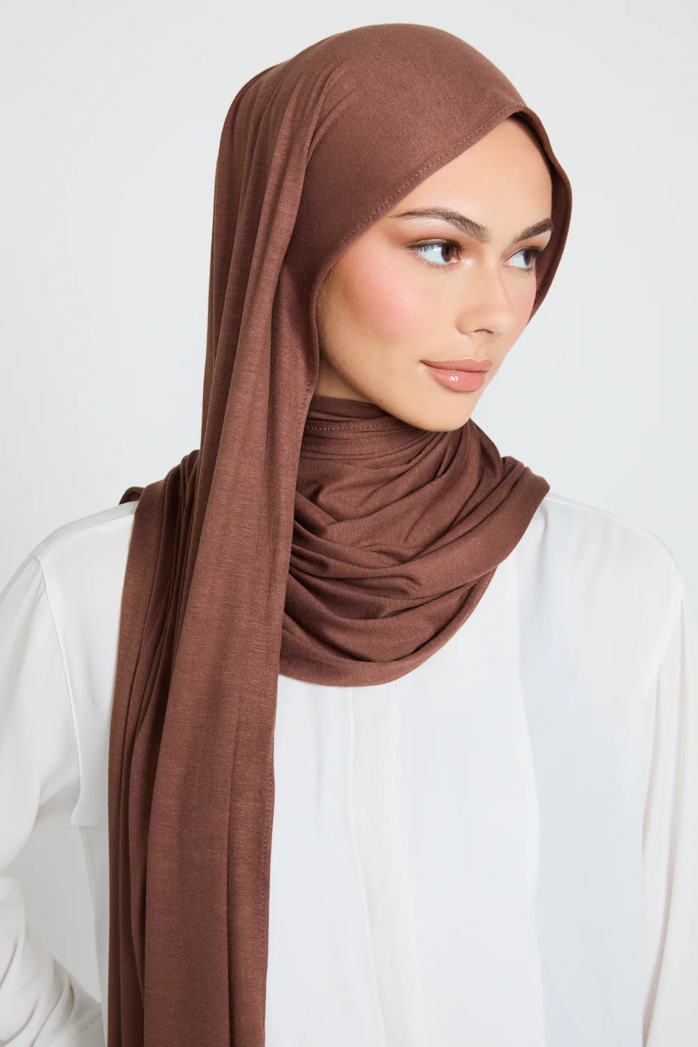 Smoked Chestnut Jersey Hijab - Image 5