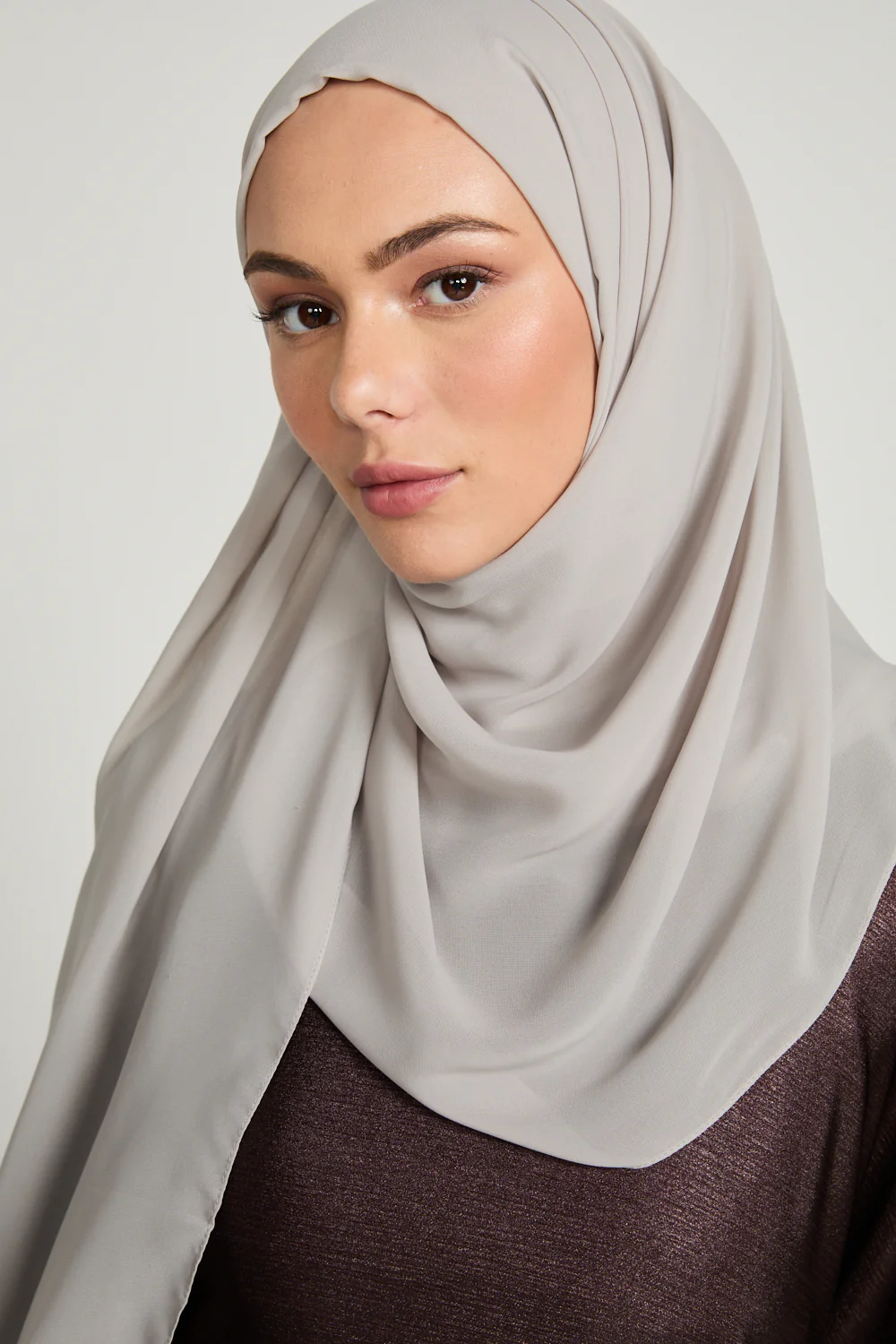 Soft Luxury Georgette Hijab - Cloudy Beige - Image 2