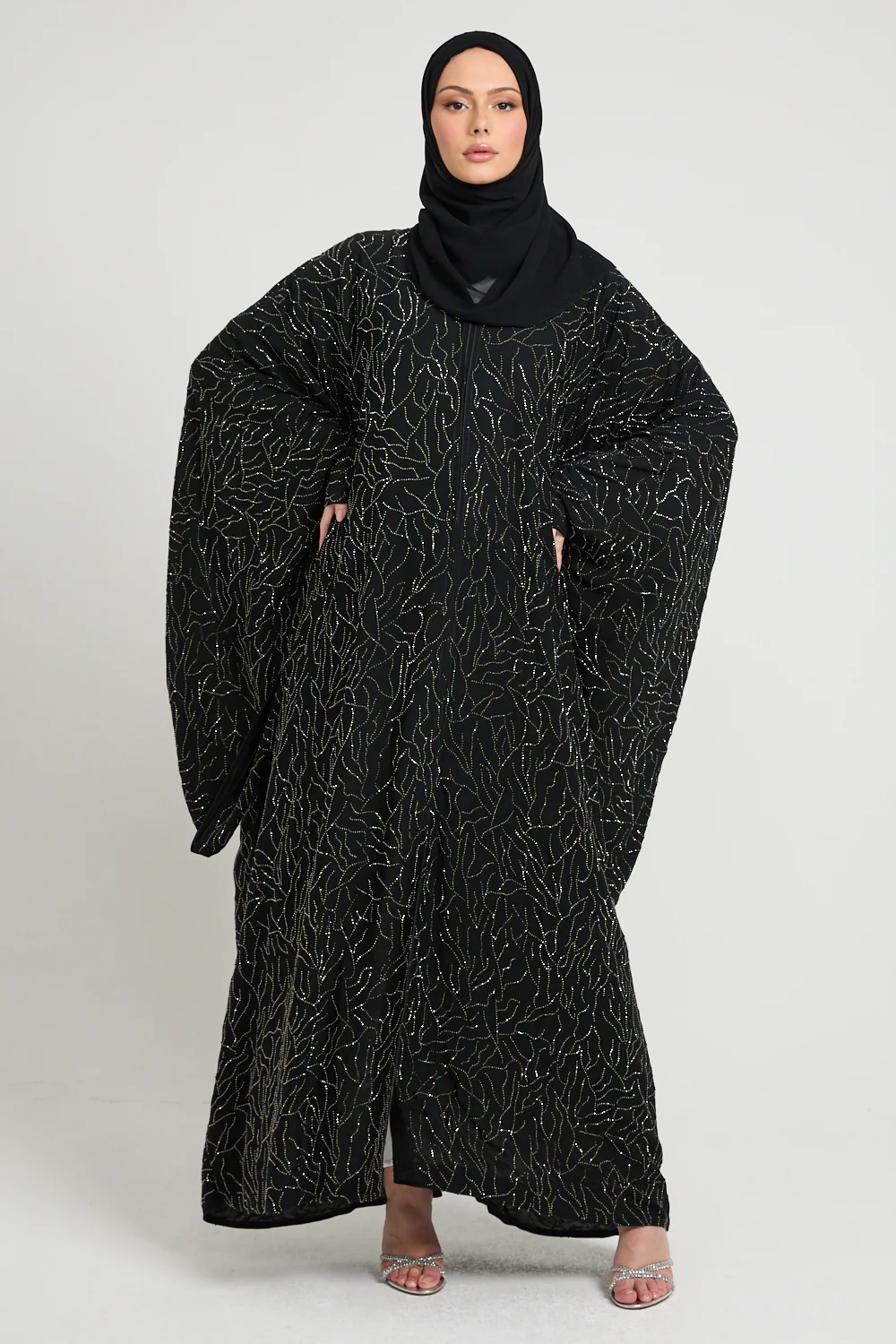Noir Stardust Embellished Open Farasha – Luxe Edition - Image 3