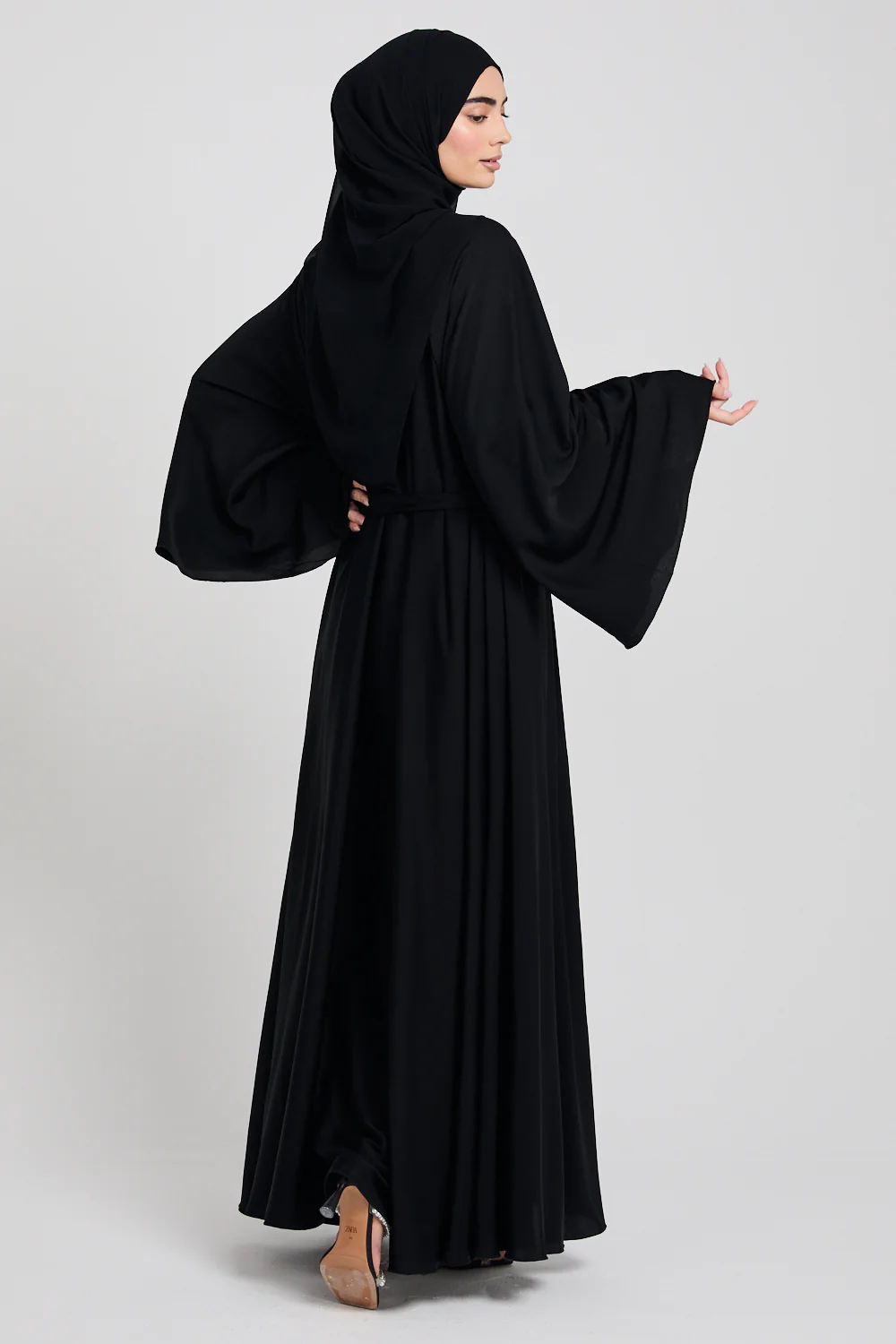 Umbrella Cut Open Abaya with Flared Sleeves - Black - Image 10