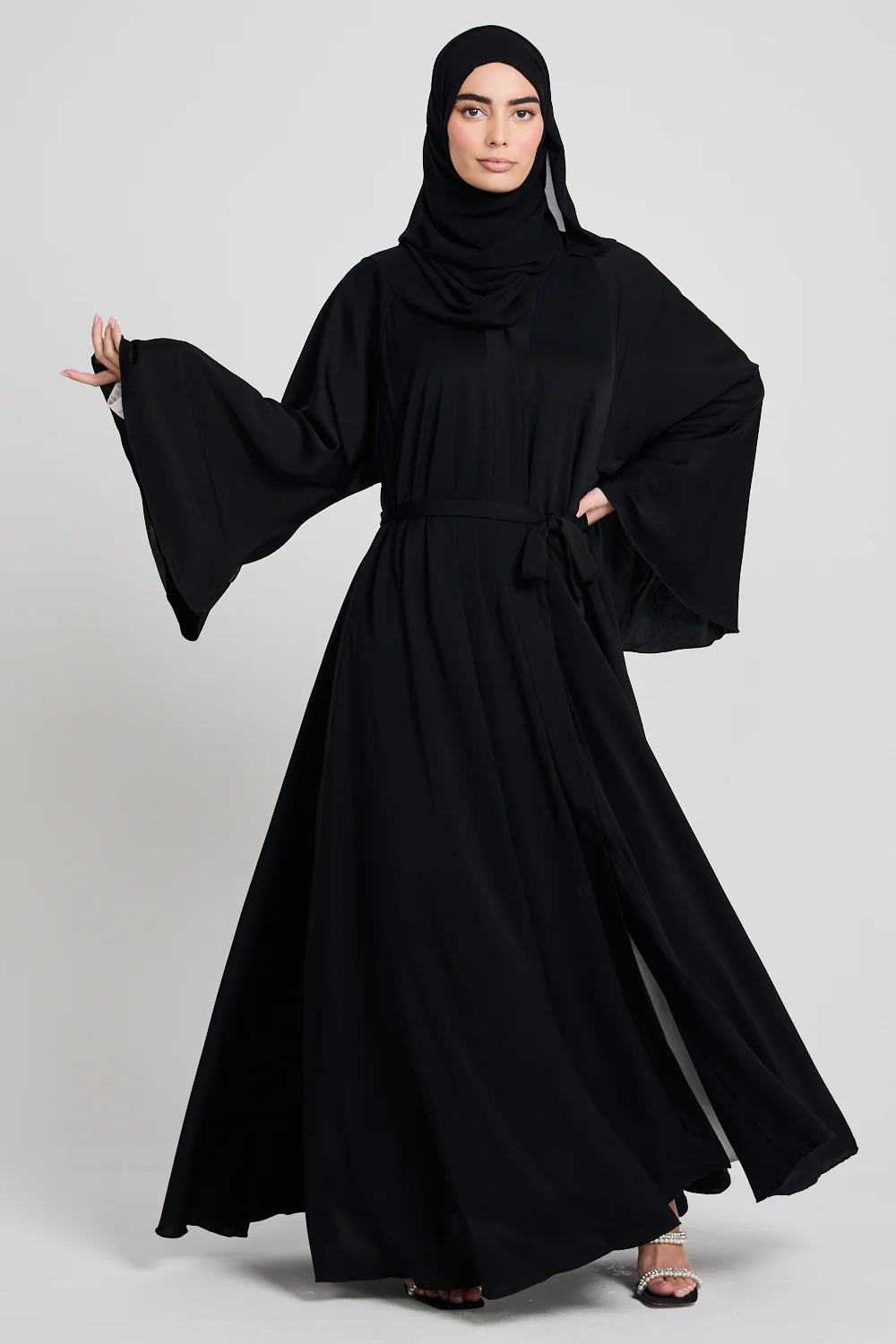 Umbrella Cut Open Abaya with Flared Sleeves - Black - Image 3