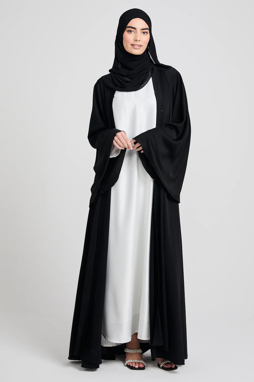 Umbrella Cut Open Abaya with Flared Sleeves - Black - Image 4