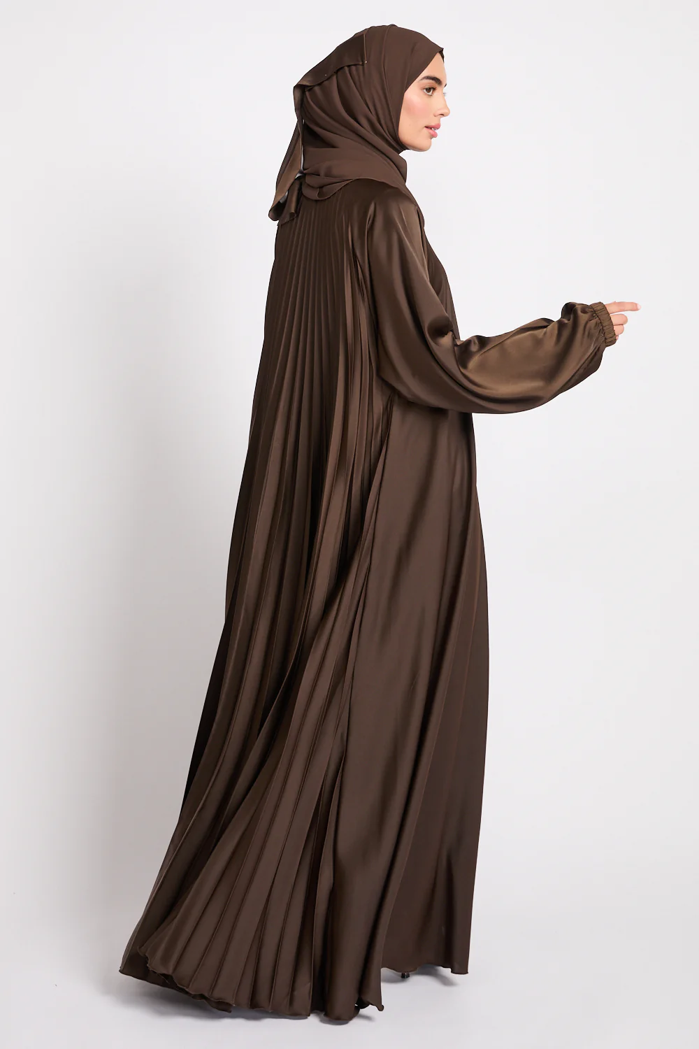 Premium Umbrella Cut Open Abaya with Pleated Back Detailing - Duskwood - Image 8