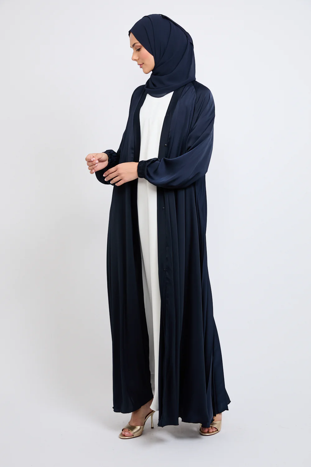 Umbrella Cut Open Abaya with Pleated Back Detailing - Navy - Image 5