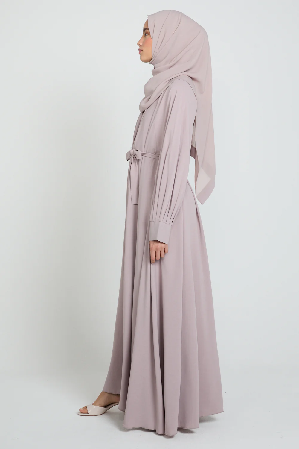 Umbrella Cut Open Abaya with Pleated Sleeve Detailing - Powdered Rose - Image 10