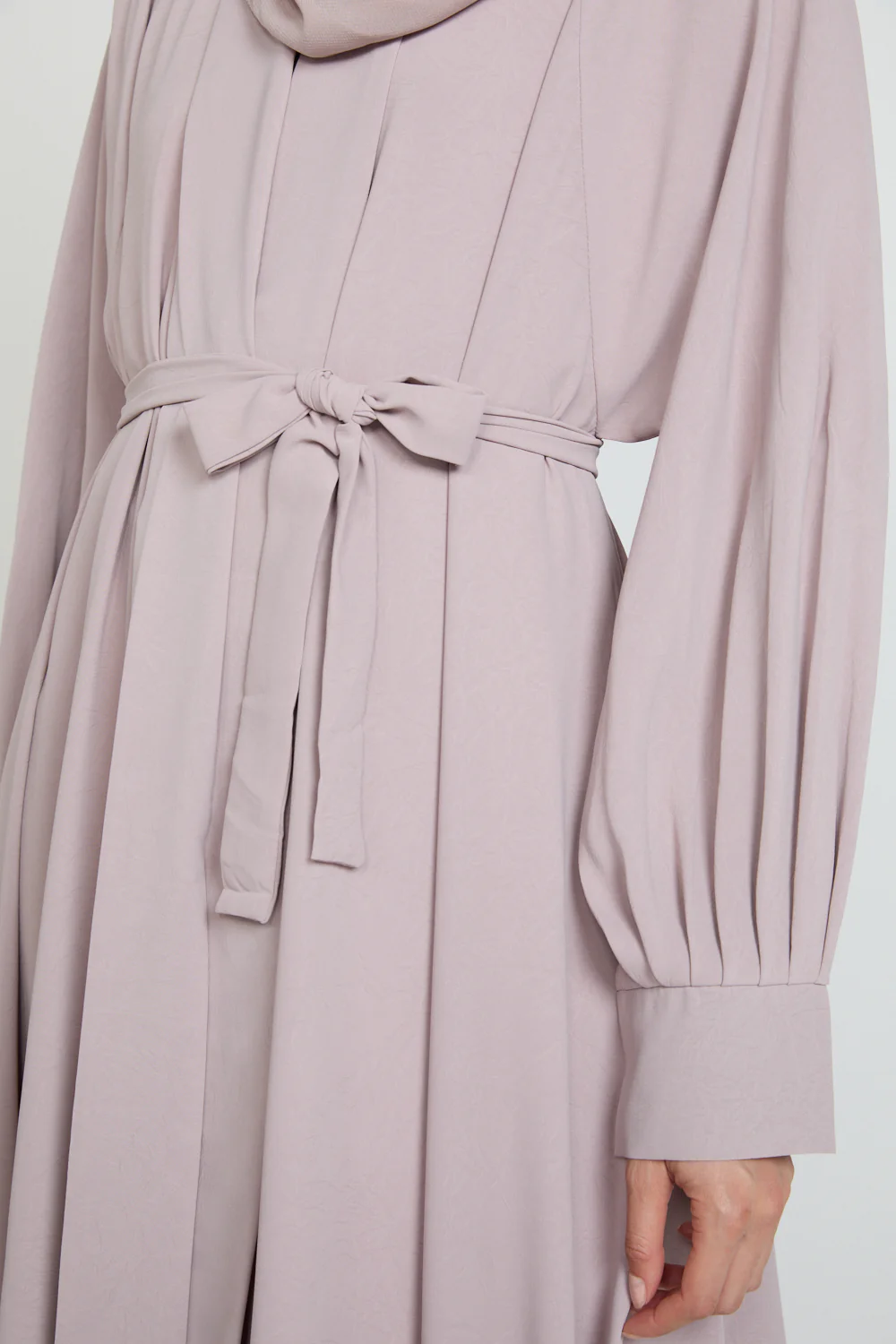 Umbrella Cut Open Abaya with Pleated Sleeve Detailing - Powdered Rose - Image 5